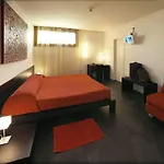 Ca' Pozzo 4*