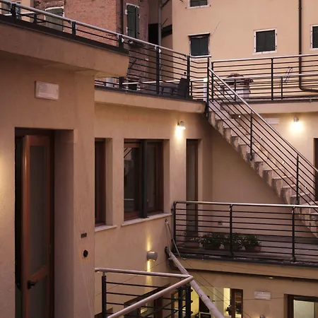 بيت ضيافة Ca' Pozzo 4*