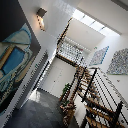 Ca' Pozzo 4* البندقية