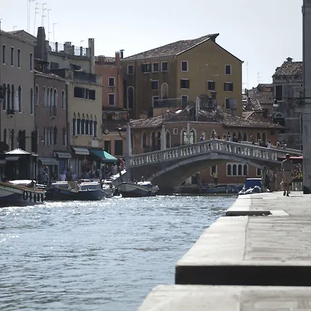 Ca' Pozzo 4* Venedig