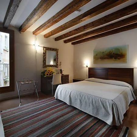 Ca' Pozzo 4* Venedig