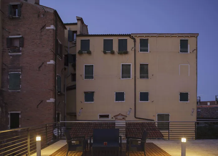 Guest house Ca' Pozzo 4*